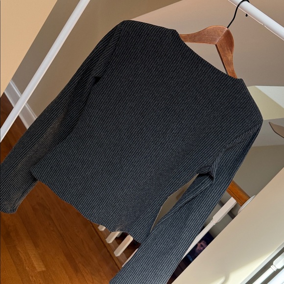 ZARA pinstripe top with shoulder pads - Picture 6 of 8